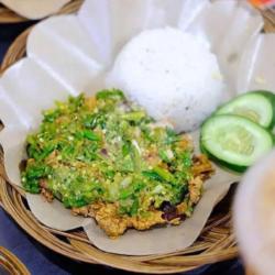 Nasi   Ayam Geprek Cabe Ijo , Korek