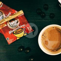 Kopi Neo Moccachino Dingin/panas