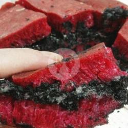 Martabak Manis Red Velvet Coklat