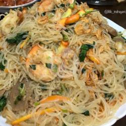 Bihun Goreng Cap Cay Ayam