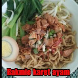 Bakmie Karet Ayam