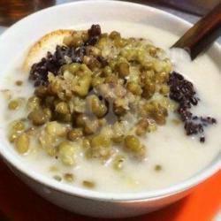 Bubur Kacang Ijo Dan Ketan Item  Roti(campur)