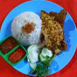 Paket Nasi Ayam Kremes