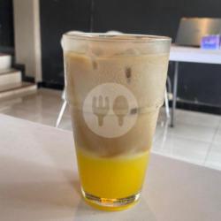 Kopi Susu Pisang