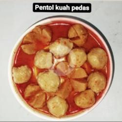 Pentol Kuah Pedas