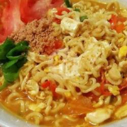 Mie Kuah Pedes Mampus Special