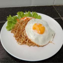 Mie Goreng Mata Tobu