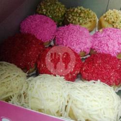 Donat Isi 12 ( 3 Box ) Only 110k