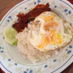 Nasi Sambel Telur Ceplok