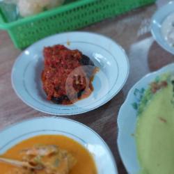 Ikan Sisiak Goreng Balado