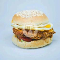 Chicken Cheese Egg Burger