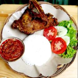 Bebek Goreng Dada   Nasi Biasa