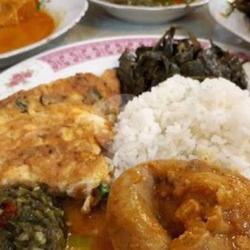 Nasi Padang Telor Dadar