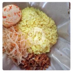 Nasi Kuning Telor Balado