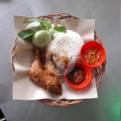 Ayam Rempah Paha   Nasi Putih