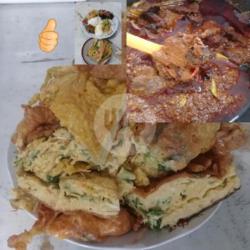 Nasi Rendang   Telor Dadar Super