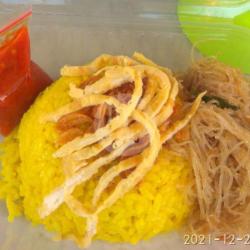 Nasi Kuning Bihun