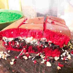 Red Velvet Coklat Pisang Susu