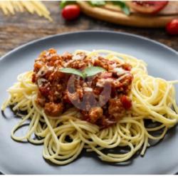 Spaghetti Bolognese Sapi (pedas)