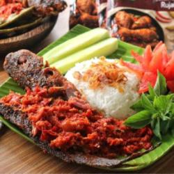 Lele Cabe Merah   Nasi