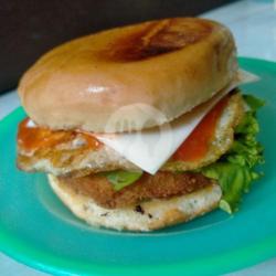 Burger Crispy Chiken Telur