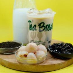 Lychee Milk Tea