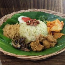 Nasi Lemak Pandan Ayam Rendang