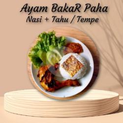 Nasi   Ayam Bakar Paha   Tahu/tempe Sambal Dadakan