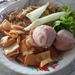 Pangsit Mie Pentol