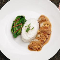 Nasi Ayam Gulung Telur Asin