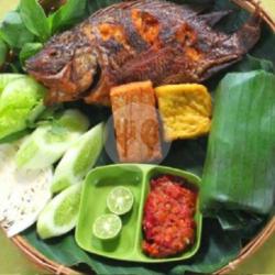 Nasi Timbel Ikan Mas Goreng