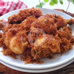 Ayam Serundeng Kelapa