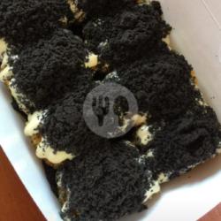 Banana Crunch Tiramisu Oreo