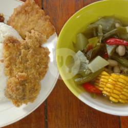 Nasi Sayur Asem Ayam Kentucky