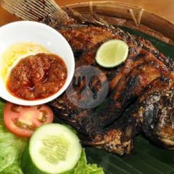 Paket Ikan Bakar Bawal