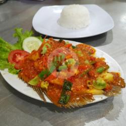 Nasi Gurame Asem Pedas