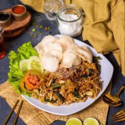 Kwetiau Goreng Seafood Bakso