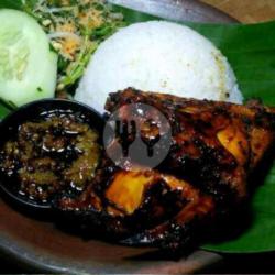 Dada Bakar   Nasi