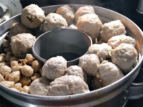 Bakso Granat Cak Ahmad, Jln Cok Gede Rai Pudak Ubud