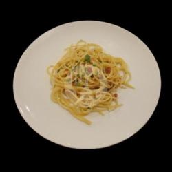 Spaghetti Aglio Olio Seafood