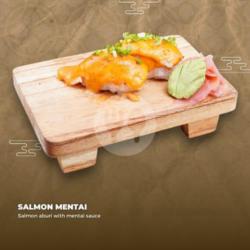 Salmon Mentai Nigiri