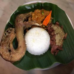 Nasi Gudeg Kepala Ayam