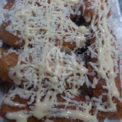 Pisang White Choco   Keju