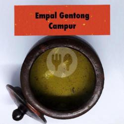 Lontong Empal Gentong Campur