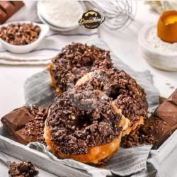 Choco Cashew Crispy Donuth