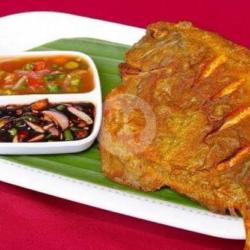 Ikan Bawal Laut Goreng Kering