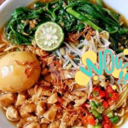 Mie Kangkung