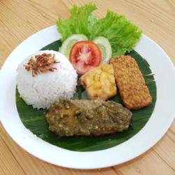 Nasi Ikan Cabe Ijo