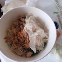 Mie Ayam Pangsit Type Mie Lebar/wide Noodle Chicken Dumpling