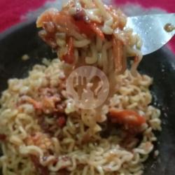 Mie Pedas Porsi Jumbo